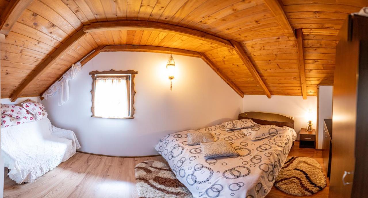 Cabana Rustic Borşa Eksteriør billede